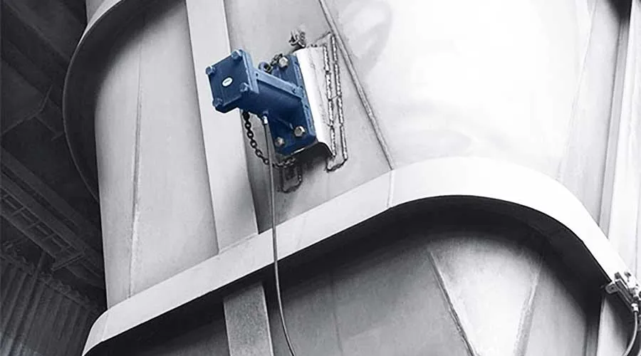 Industrial Piston Vibrator