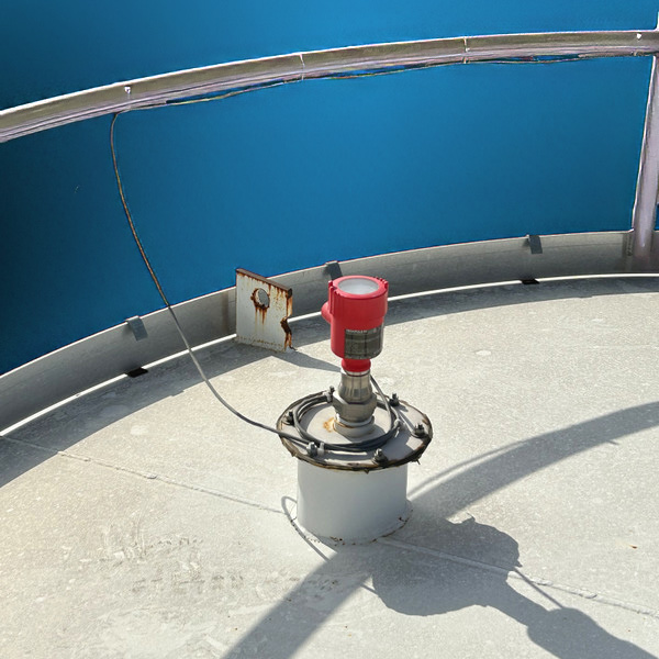 WNC Guided Wave Radar Level Sensor Installed WNC Guided Wave Radar Level Sensor Installed