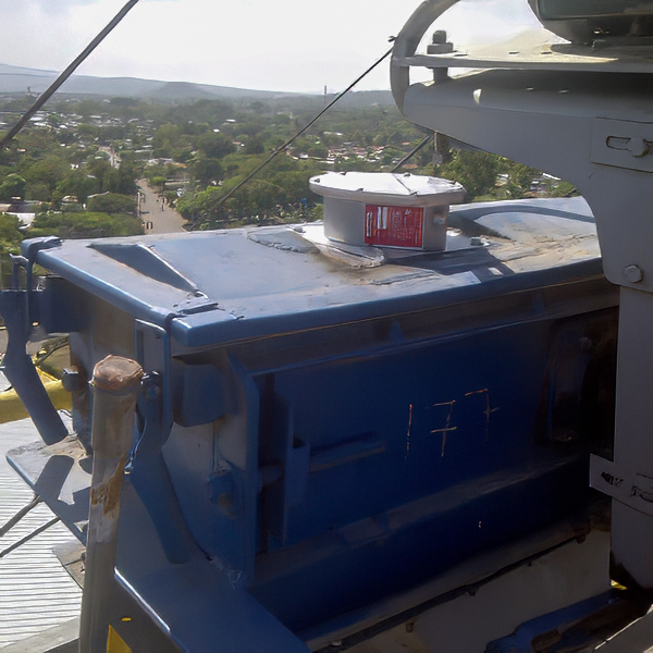 BinMaster Diaphragm Switch Installed